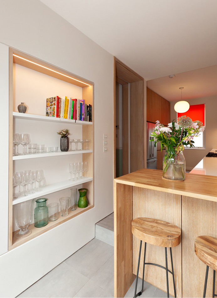 Taper: interior photograph  |  Jacob Bley Griffiths